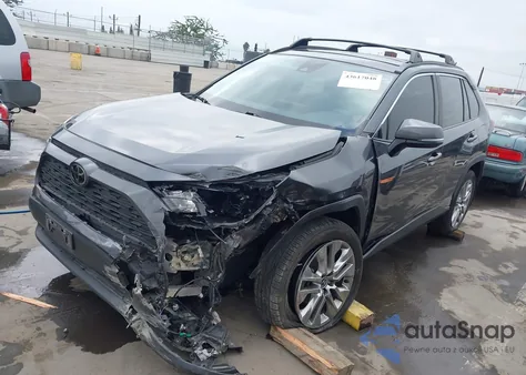 2023 Toyota Rav4 Xle Premium z USA, uszkodzony, nr VIN JTMC1RFV7PD102920